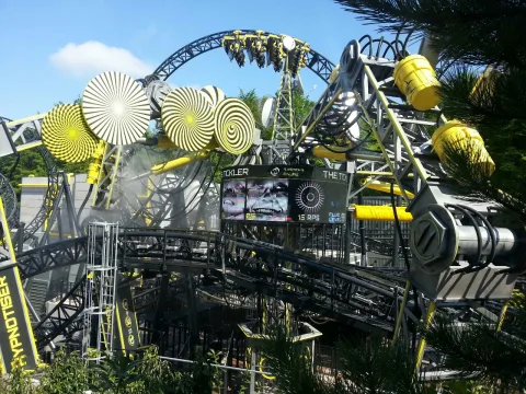 Foto 2 av The Smiler