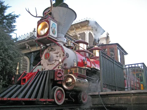 Zdjęcie 3 autorstwa Disneyland Railroad Main Street Station