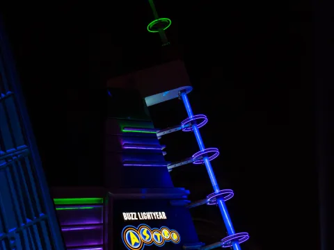 Photo 2 of Buzz Lightyear Astro Blasters