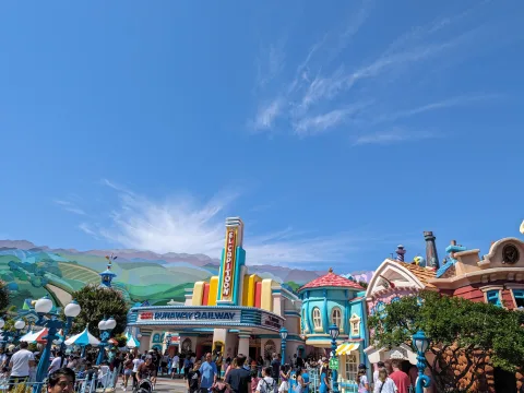 Photo 2 de Mickey & Minnie's Runaway Railway