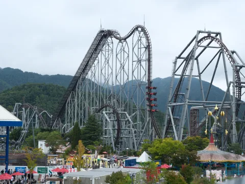 Photo 2 of Eejanaika - 4th Dimension Hypercoaster