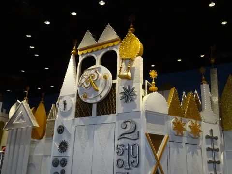 Foto 2 af "it's a small world"