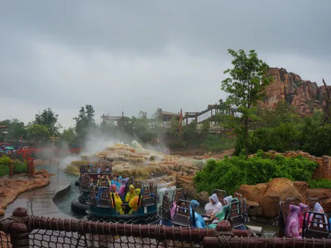 Foto 2 af Roaring Rapids