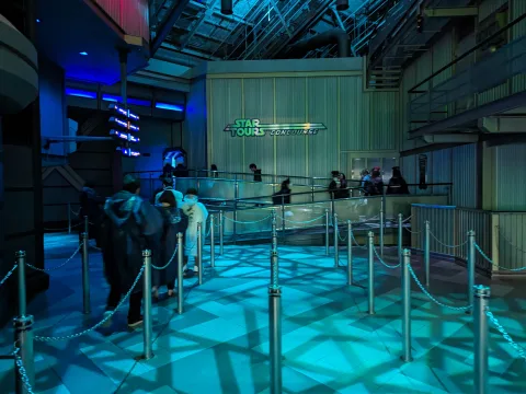 Foto 3 von Star Tours: The Adventures Continue