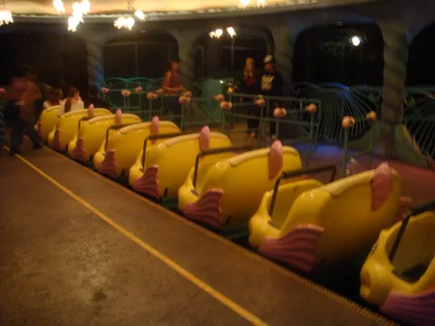 Photo 2 de Flounder's Flying Fish Coaster