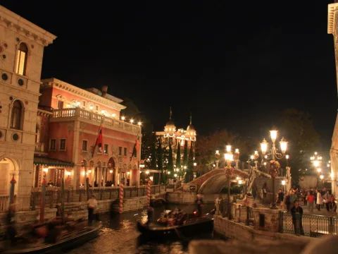 Photo 3 de Venetian Gondolas