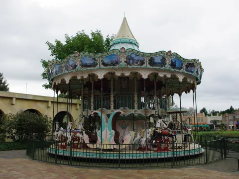 Foto 2 af Merrie Go'Round