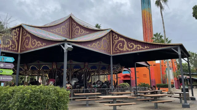Grand Caravan Carousel