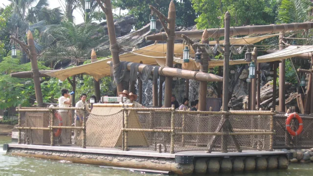 Rafts to Tarzan's Treehouse