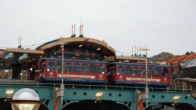 DisneySea Electric Railway (Port Discovery)