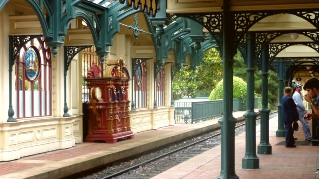 Disneyland Railroad Main Street Station