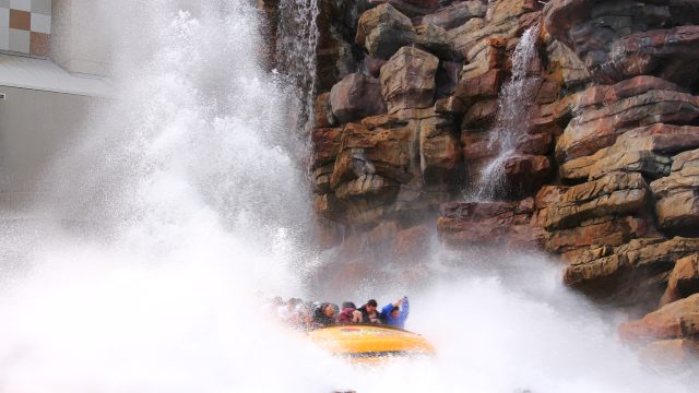 Jurassic Park River Adventure