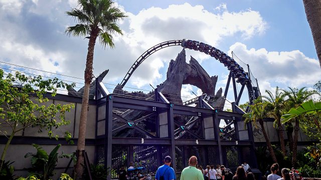 Jurassic World VelociCoaster