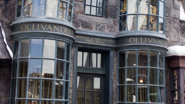 Ollivanders™
