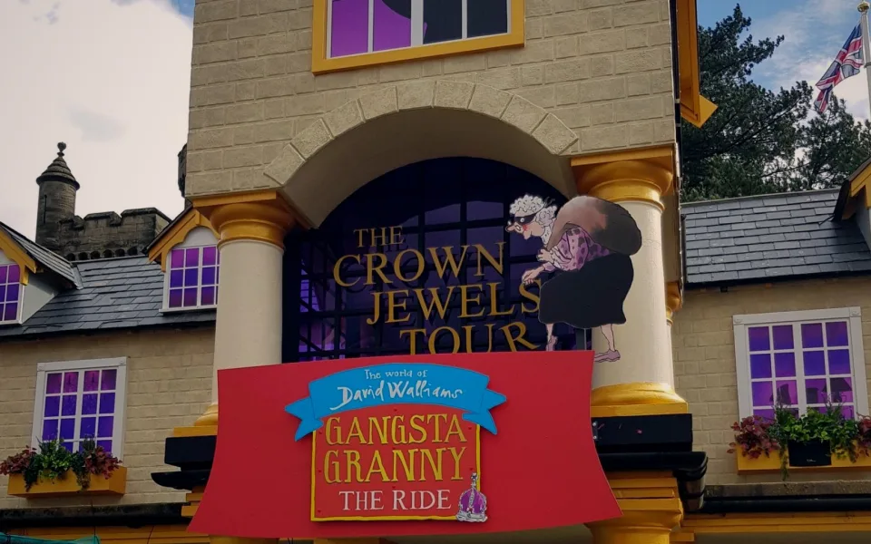 Foto 1 av Gangsta Granny: The Ride