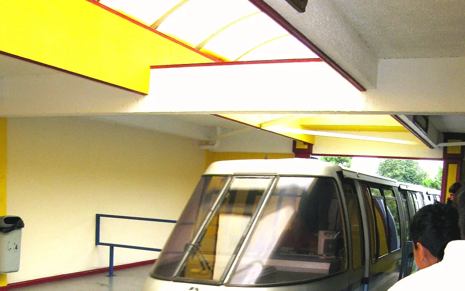 Foto 1 de Monorail to Hotels & Car Parks