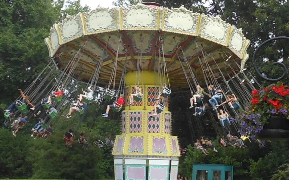 Foto 1 af Flying Carrousel