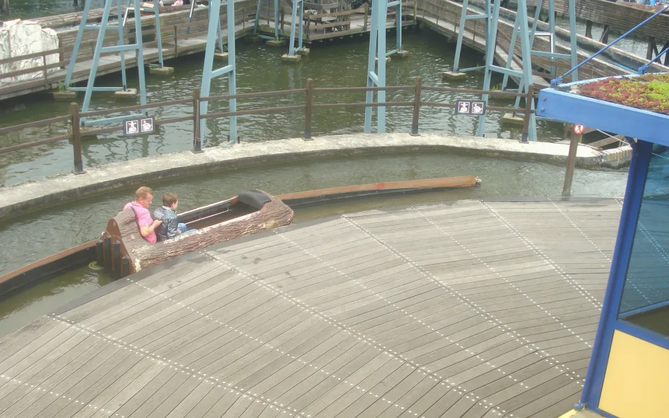 Photo 1 de Wild Water Slide