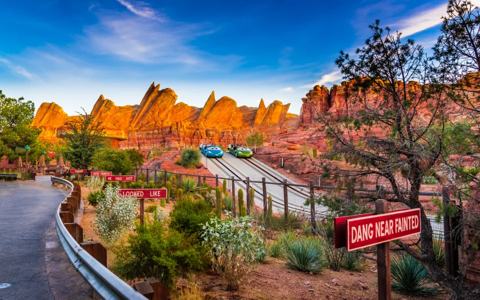 Foto 1 af Radiator Springs Racers