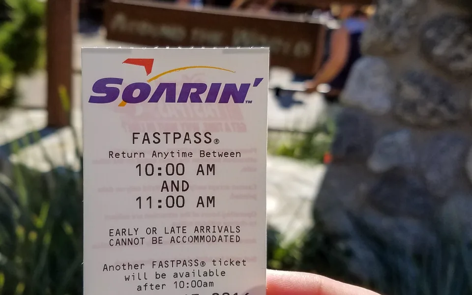 Foto 1 van Soarin’ Across America