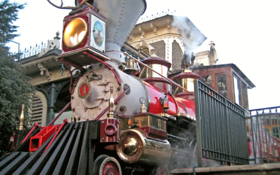 Zdjęcie 1 autorstwa Disneyland Railroad Main Street Station