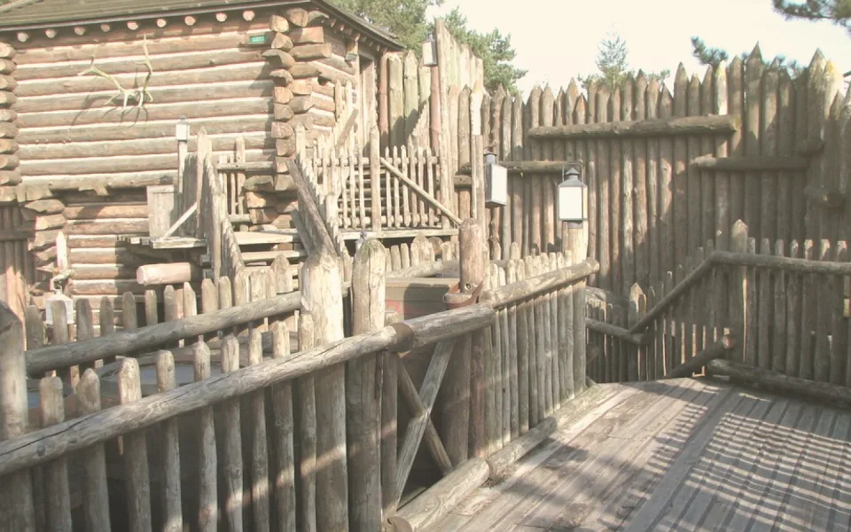 Foto 1 von Frontierland Playground