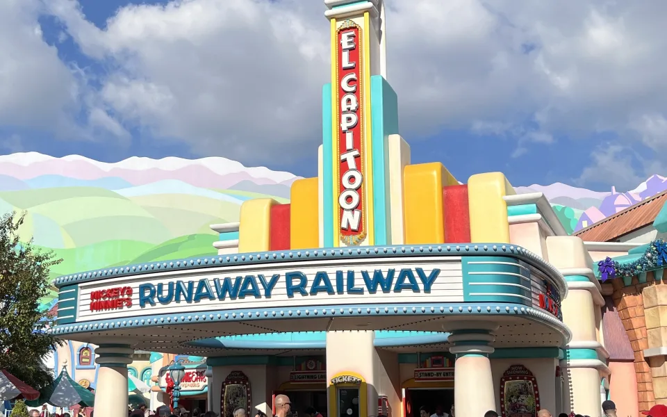 Photo 1 de Mickey & Minnie's Runaway Railway