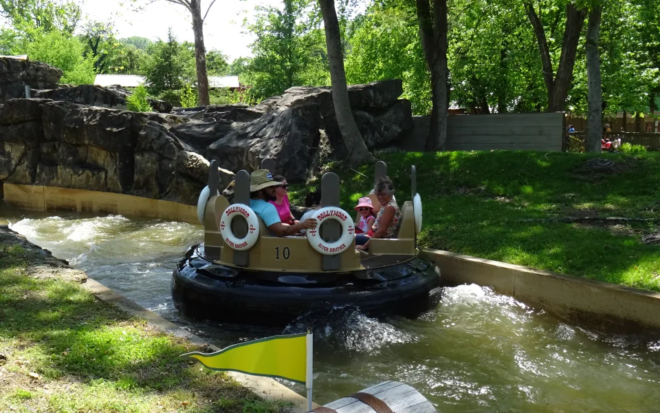 Photo 1 de Smoky Mountain River Rampage