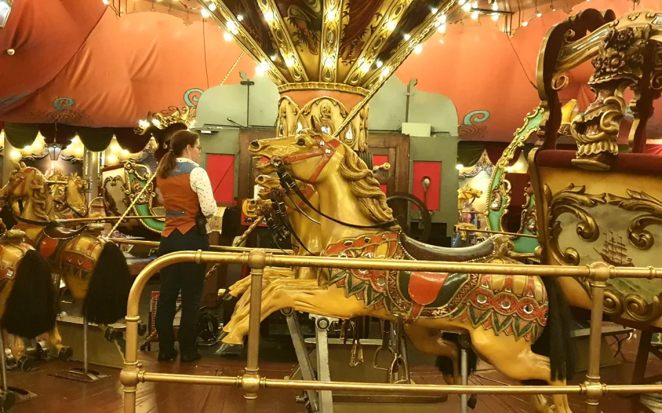 Photo 1 de Stoomcarrousel