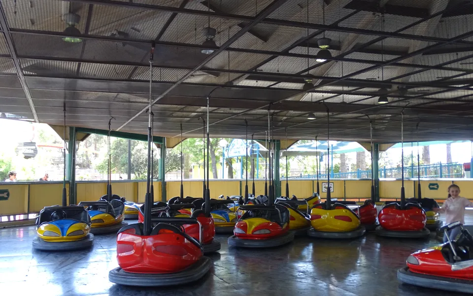 Photo 1 de Wheeler Dealer Bumper Cars