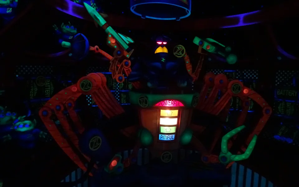Zdjęcie 1 autorstwa Buzz Lightyear’s Space Ranger Spin
