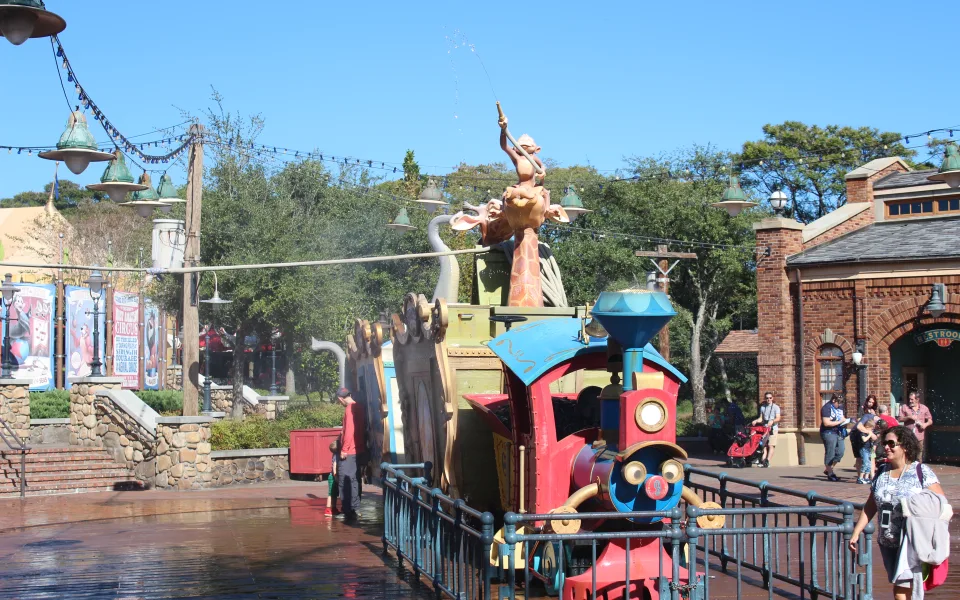 Foto 1 de Casey Jr. Splash 'N' Soak Station