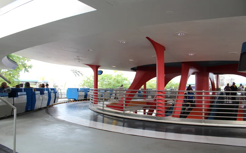 Foto 1 af Tomorrowland Transit Authority PeopleMover