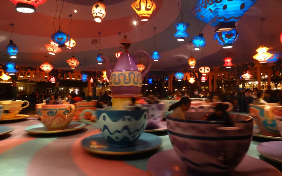 Foto 1 von Alice's Tea Party