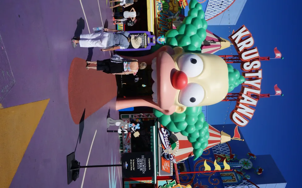 Foto 1 af The Simpsons Ride™
